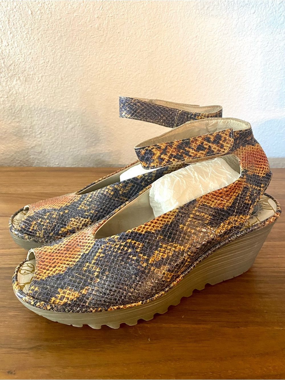 Fly London Yala Snakeskin Leather Wedge Heel Ankle Strap Sandals Charcoal Tan 10 - Picture 5 of 12